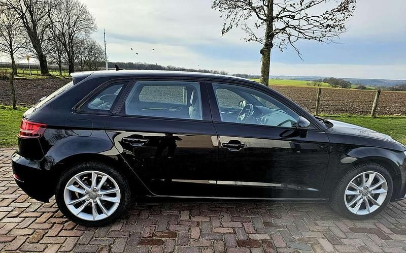 Occasion Audi A3 Sportback 150 PK (110 kW) 2017 Zwart Hatchback