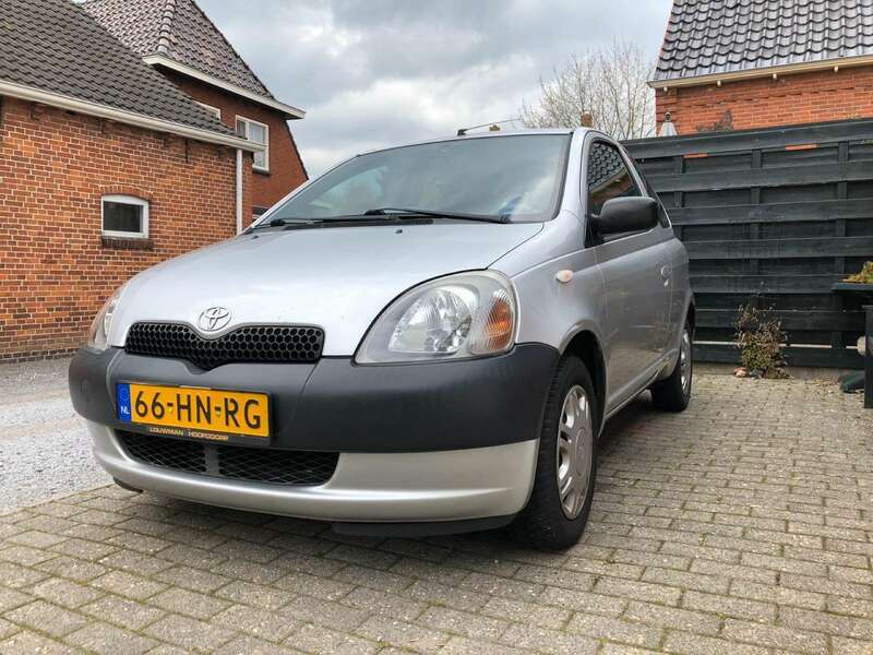 opraken Agrarisch litteken Toyota Yaris occasion - 34 te koop - Getaxeerd door AutoUncle