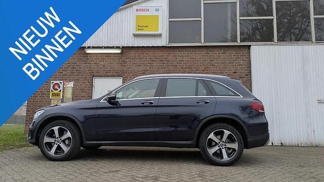 Blauw Gebruikt 2021 Mercedes GLC300 SUV | € 39.500 (Goede deal) - Afbeelding 1/4