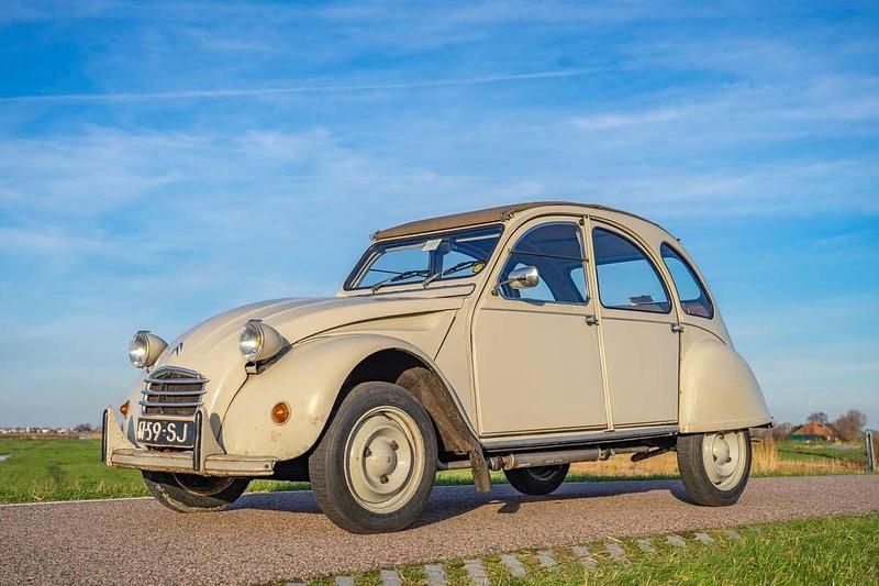 Occasion Citroën 2CV 24 PK (17 kW) 1971 Beige Sedan