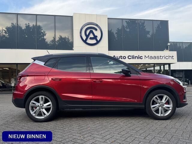 Rood, metallic lak Gebruikt 2018 Seat Arona FR SUV | € 15.445 (Eerlijke prijs) - Afbeelding 1/4