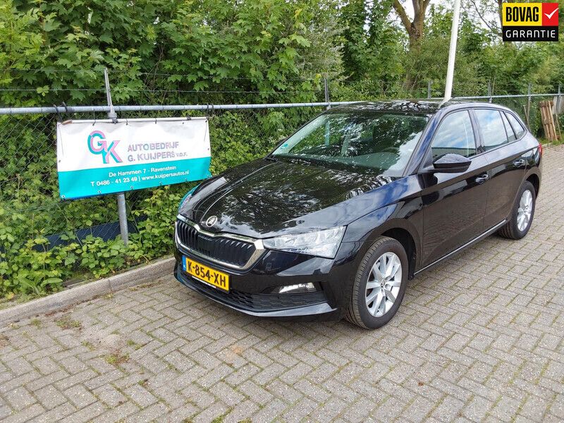 Zwart Gebruikt 2021 Skoda Scala Style Hatchback | € 15.950 (Eerlijke prijs) - Afbeelding 1/4