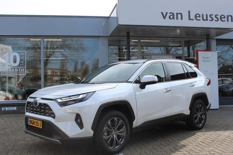 Occasion Toyota RAV4 Hybrid Executive 2025 Wit SUV