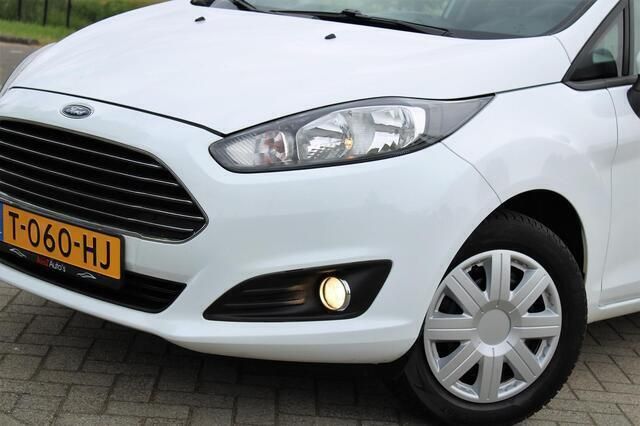 Occasion Ford Fiesta Style 82 PK (60 kW) 2013 Wit Hatchback