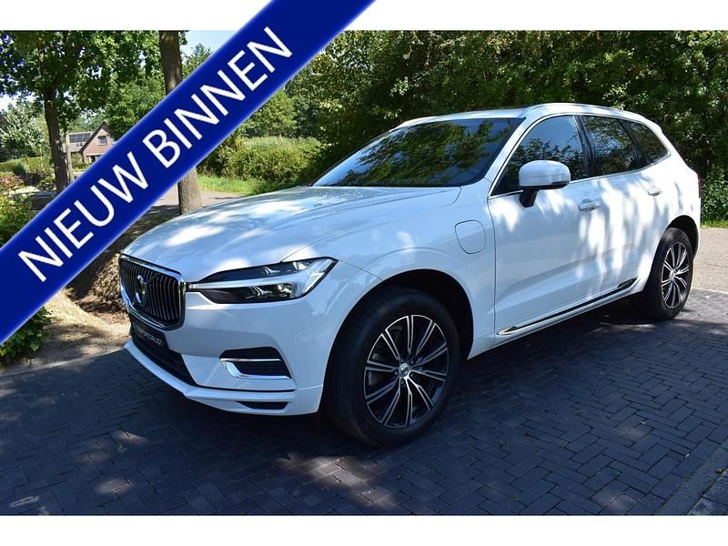 Occasion Volvo XC60 R-Design 2021 Wit, metallic lak SUV
