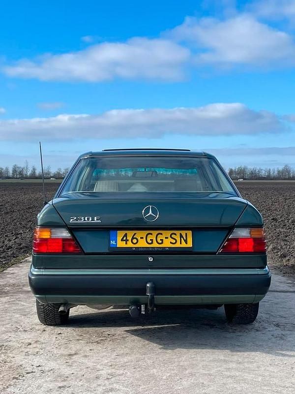 Occasion Mercedes E230 132 PK (97 kW) 1989