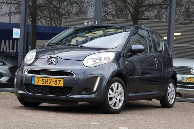 Grijs Gebruikt 2013 Citroën C1 Hatchback | € 4.445 (Eerlijke prijs) - Afbeelding 1/4