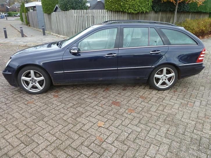 Occasion Mercedes C320 Elegance 218 PK (160 kW) 2001 Blauw Stationwagen