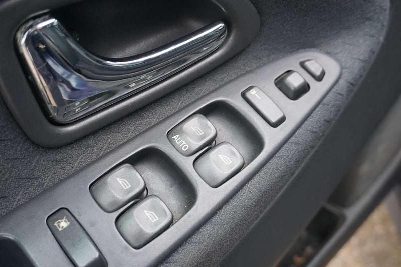 Occasion Volvo V40 122 PK (89 kW) 2003 Blauw Stationwagen