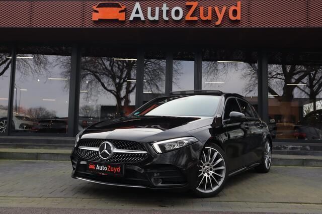Zwart Gebruikt 2019 Mercedes A220 AMG Hatchback | € 29.493 (Eerlijke prijs) - Afbeelding 1/4