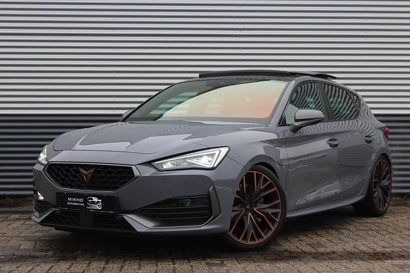 Grijs Gebruikt 2021 Cupra Leon Hatchback | € 24.950 (Super prijs) - Afbeelding 1/4