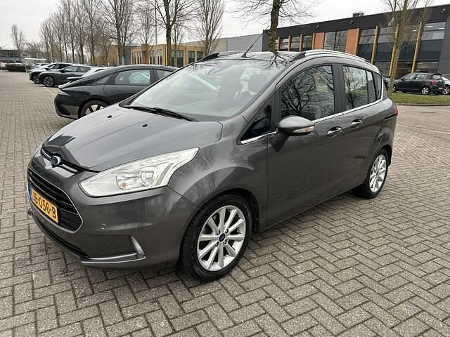 Grijs Occasion 2016 Ford B-MAX Titanium MPV | € 7.495 (Eerlijke prijs) - Afbeelding 1/4