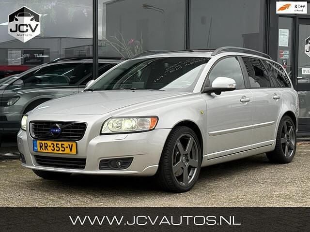 Grijs Gebruikt 2010 Volvo V50 Summum Stationwagen | € 6.888 (Eerlijke prijs) - Afbeelding 1/4