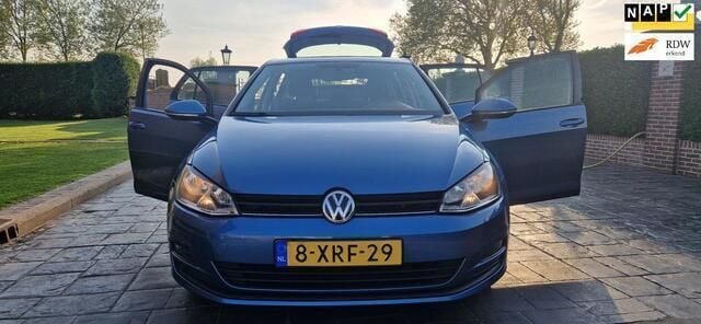 Blauw Gebruikt 2014 VW Golf VII Hatchback | € 7.985 (Super prijs) - Afbeelding 1/4