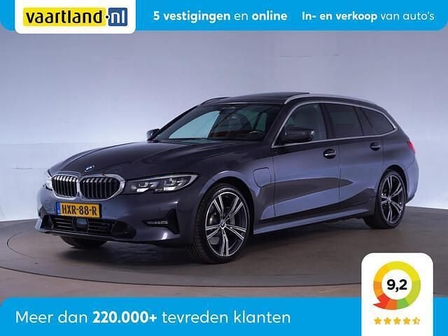Grijs Gebruikt 2021 BMW 330 Executive Stationwagen | € 30.945 (Goede deal) - Afbeelding 1/3