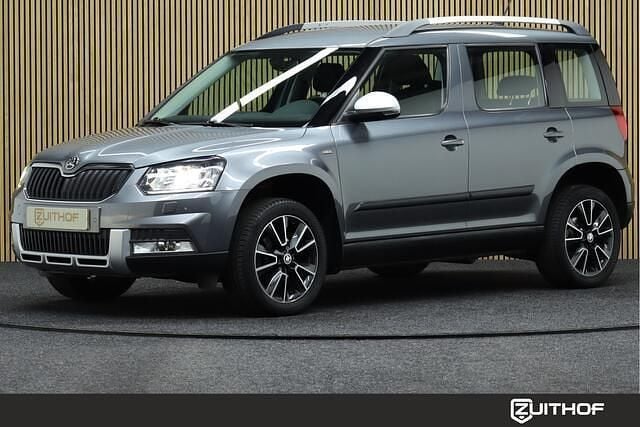 Grijs Gebruikt 2017 Skoda Yeti Outdoor Drive SUV | € 11.950 (Eerlijke prijs) - Afbeelding 1/4
