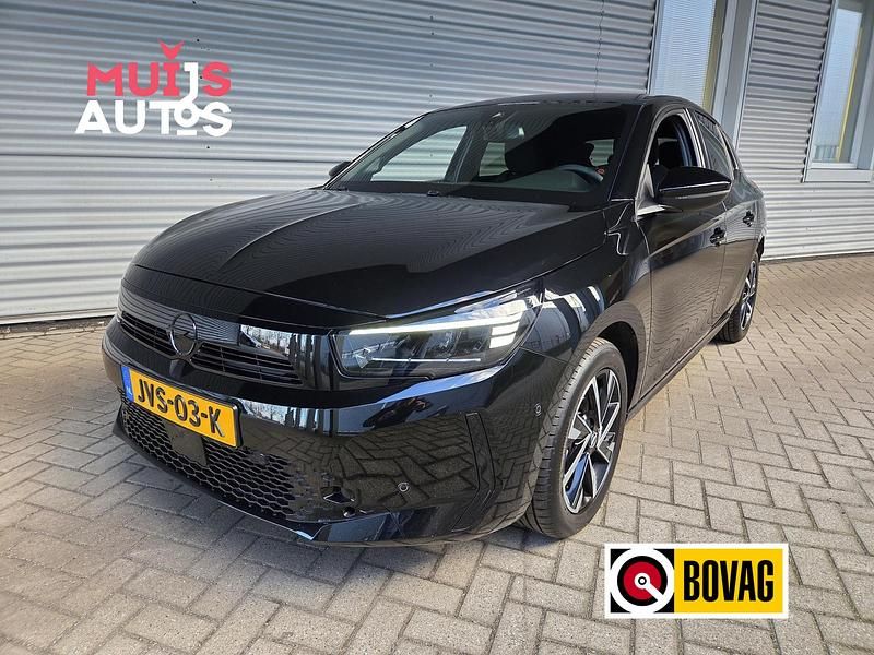 Zwart Occasion 2026 Opel Corsa Hatchback | € 16.995 (Super prijs) - Afbeelding 1/4