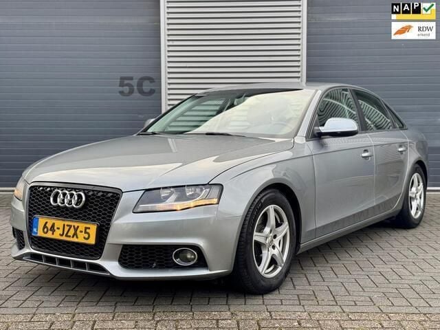 Grijs Occasion 2009 Audi A4 Proline Sedan | € 7.450 (Eerlijke prijs) - Afbeelding 1/4