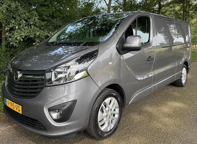 Grijs Gebruikt 2019 Opel Vivaro Sport Van | € 9.999 (Eerlijke prijs) - Afbeelding 1/4