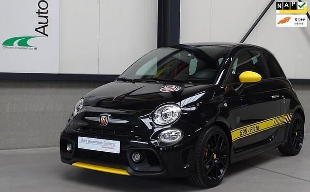 Zwart Gebruikt 2017 Fiat 500 Abarth Hatchback | € 16.999 (Eerlijke prijs) - Afbeelding 1/4