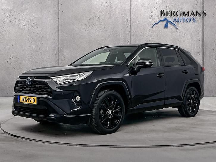Zwart Occasion 2021 Toyota RAV4 SUV | € 35.600 (Eerlijke prijs) - Afbeelding 1/4