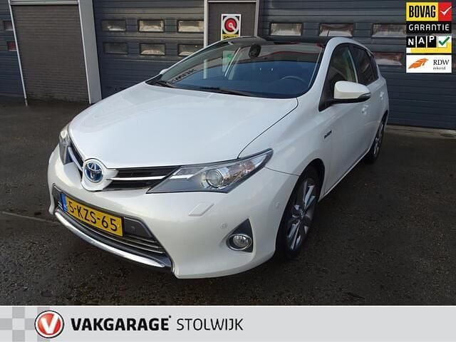 Wit Gebruikt 2013 Toyota Auris Hatchback | € 10.750 (Eerlijke prijs) - Afbeelding 1/4