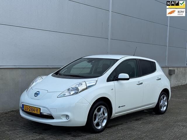 Wit Gebruikt 2016 Nissan Leaf Acenta Hatchback | € 3.499 (Goede deal) - Afbeelding 1/4