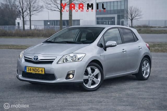 Occasion Toyota Auris Executive 99 PK (72 kW) 2010 Grijs Hatchback