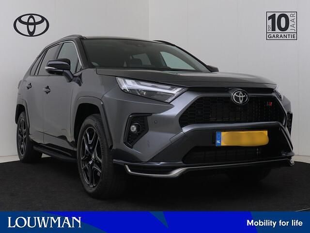 Grijs metallic Nieuw 2025 Toyota RAV4 Plus SUV | € 63.900 - Afbeelding 1/4