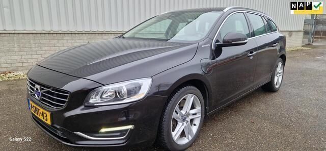 Zwart Gebruikt 2013 Volvo V60 Summum Stationwagen | € 6.950 (Eerlijke prijs) - Afbeelding 1/4