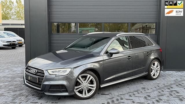 Grijs Gebruikt 2019 Audi A3 Sportback S-Line Hatchback | € 19.995 (Super prijs) - Afbeelding 1/4