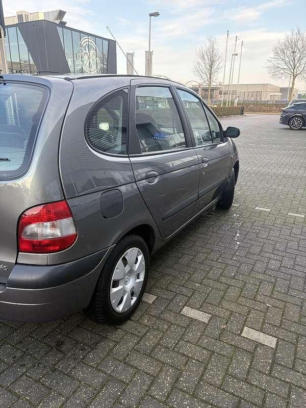 Occasion Renault Scénic 107 PK (78 kW) 2001 Grijs MPV