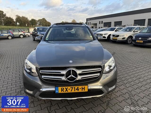 Grijs Gebruikt 2016 Mercedes GLC220 Prestige SUV | € 18.950 (Super prijs) - Afbeelding 1/4