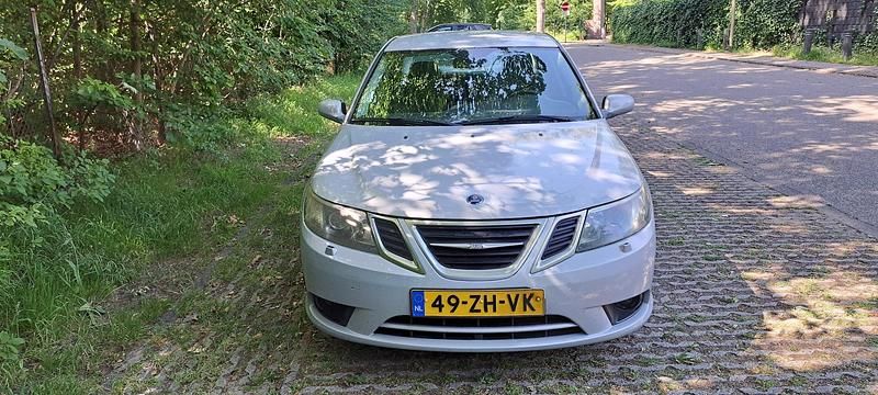 Grijs (metallic) Gebruikt 2008 Saab 9-3 Linear Sedan | € 4.750 - Afbeelding 1/4