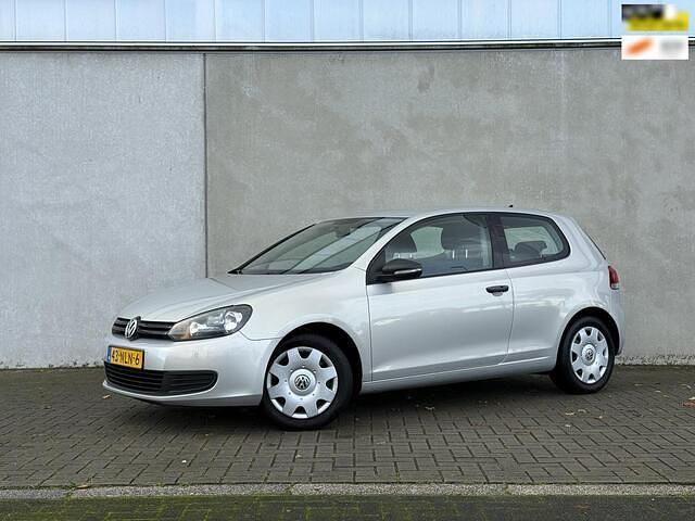 Grijs Gebruikt 2010 VW Golf VI Trendline Hatchback | € 3.950 (Eerlijke prijs) - Afbeelding 1/4