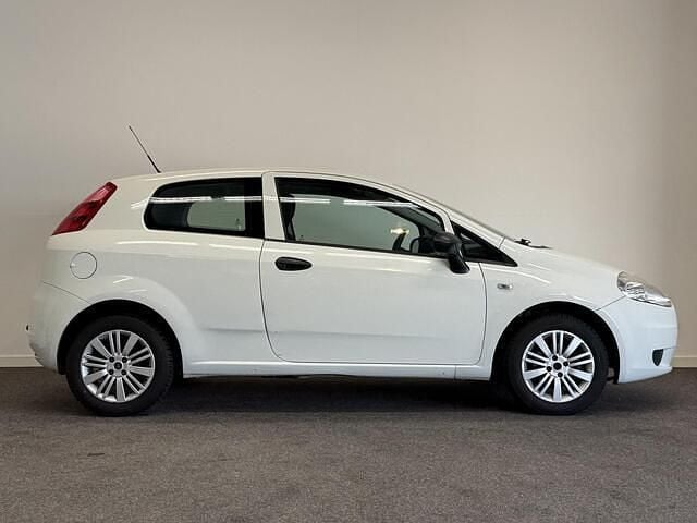 Occasion Fiat Grande Punto 69 PK (50 kW) 2011 Wit Hatchback