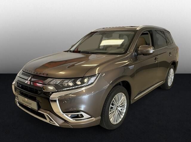 Bruin Gebruikt 2019 Mitsubishi Outlander Intense+ SUV | € 22.950 (Eerlijke prijs) - Afbeelding 1/4