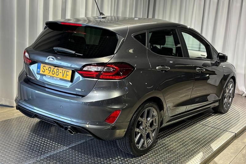 Occasion Ford Fiesta ST-Line X 125 PK (91 kW) 2023 Grijs Hatchback