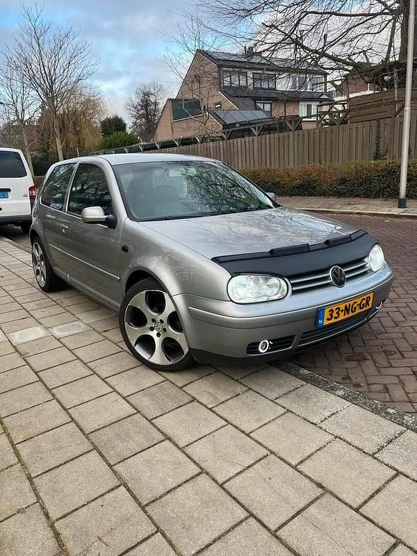 Gebruikt 2003 VW Golf IV | € 2.250 (Iets duurder) - Afbeelding 1/4