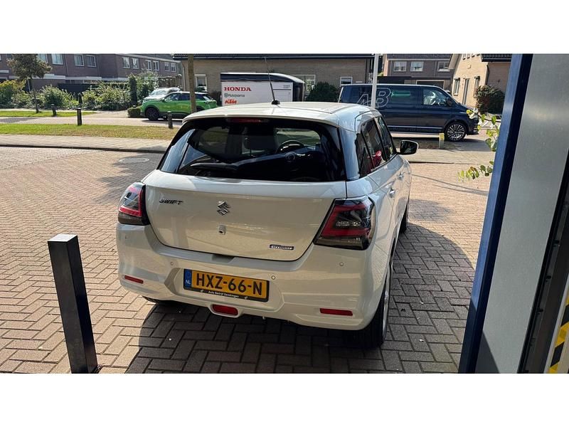 Occasion Suzuki Swift Style 83 PK (61 kW) 2025 Wit Hatchback