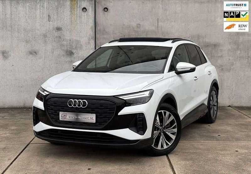 Wit, metallic lak Gebruikt 2021 Audi Q4 e-tron Advanced Plus SUV | € 34.950 (Eerlijke prijs) - Afbeelding 1/4