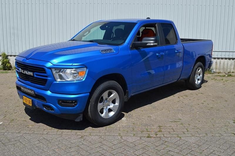 Blauw (metallic) Gebruikt 2021 Dodge Ram Pickup | € 28.750 - Afbeelding 1/4