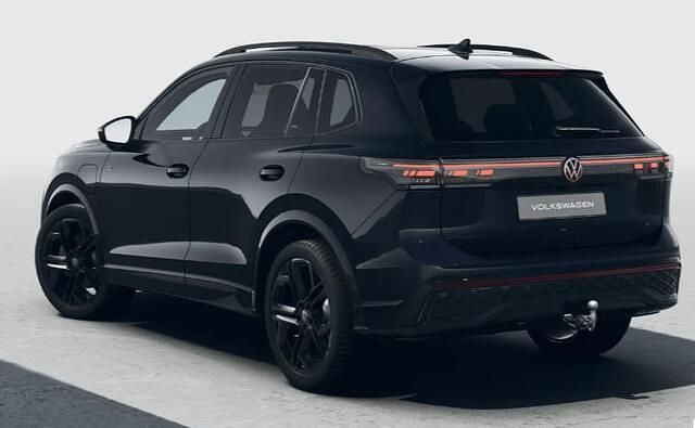 Nieuw VW Tiguan R-line Edition 204 PK (150 kW) 2025 Zwart SUV
