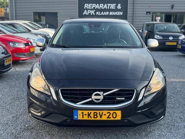 Occasion Volvo V60 R-Design 180 PK (132 kW) 2013 Zwart Stationwagen