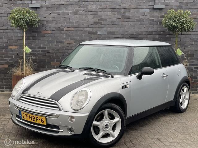 Occasion Mini ONE Salt 90 PK (66 kW) 2002 Grijs Hatchback