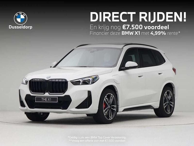 Wit Nieuw 2025 BMW X1 M Sport SUV | € 68.137 (Eerlijke prijs) - Afbeelding 1/4