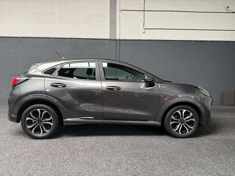 Grijs Gebruikt 2023 Ford Puma Gen-E ST-Line SUV | € 16.950 (Goede deal) - Afbeelding 1/4