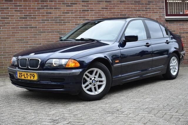 Blauw Gebruikt 1999 BMW 316 Executive Sedan | € 3.949 (Eerlijke prijs) - Afbeelding 1/4