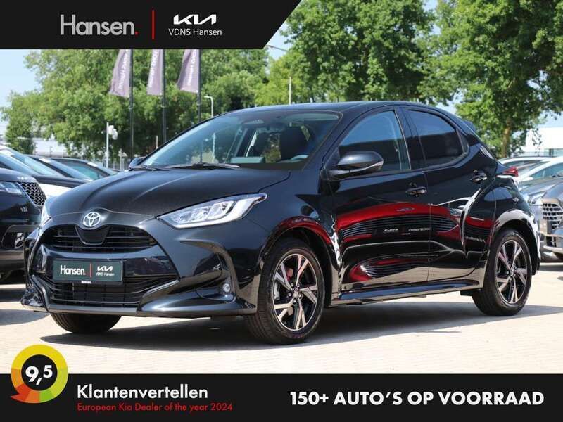 Zwart, metallic lak Nieuw 2025 Toyota Yaris Hybrid Hatchback | € 26.945 (Goede deal) - Afbeelding 1/4