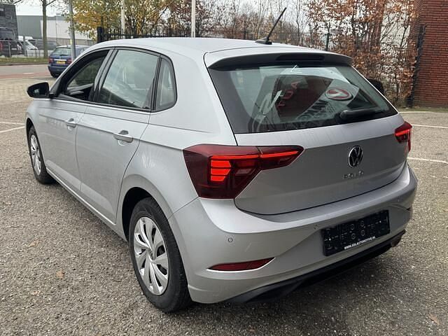 Occasion VW Polo Comfortline 97 PK (71 kW) 2022 Zilver (metallic) Hatchback